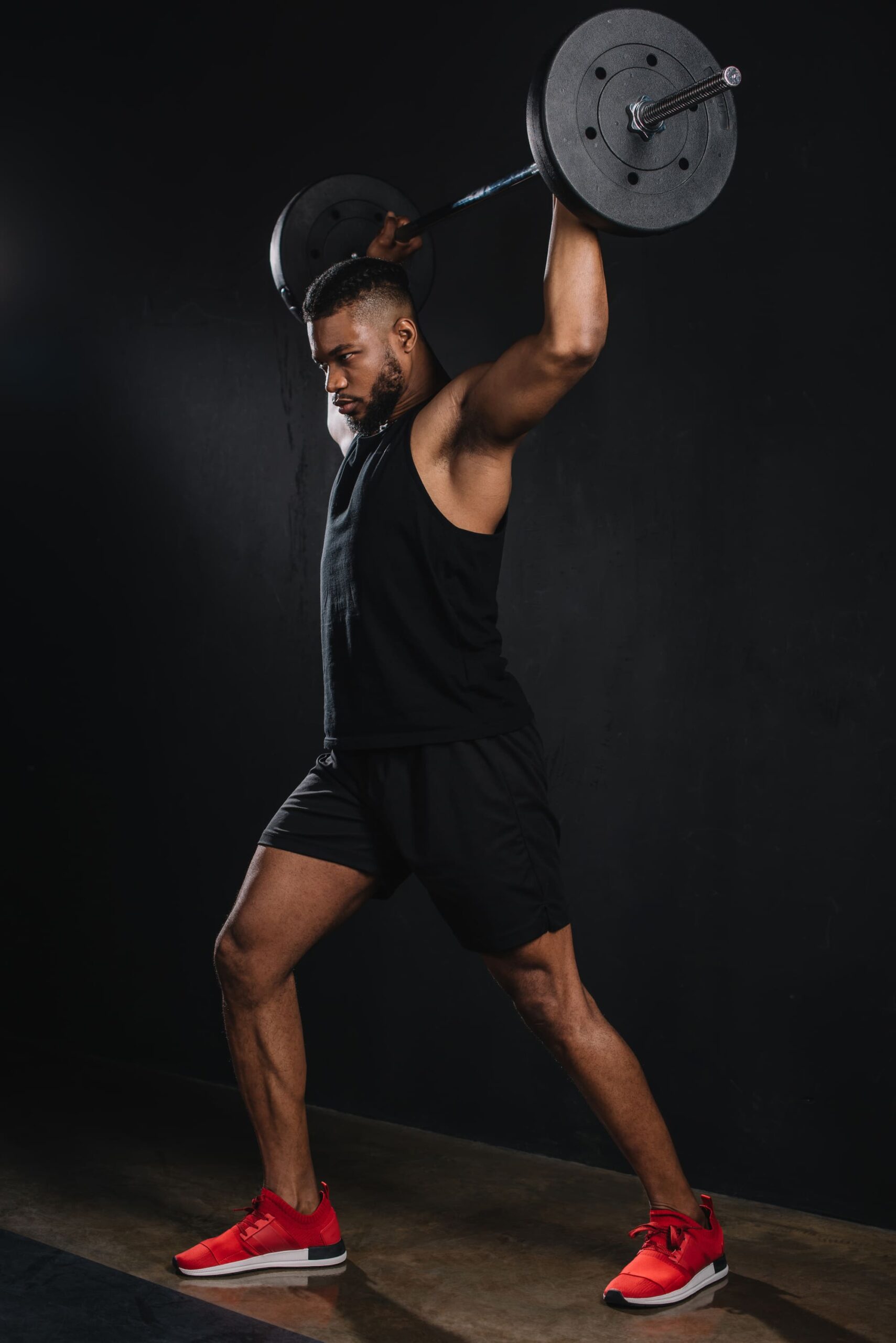 Musculation debout, barre